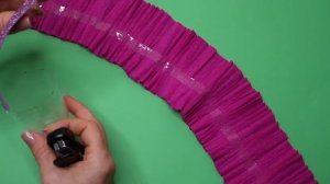 DIY Корзинка из гофрированной бумаги и одноразового стаканчика / Простые поделки из бумаги