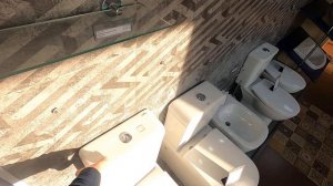 Сравнение напольных унитазов Lavinia Boho One 3302001P и Grohe Euro 39338000 + 39332000 + 39330000