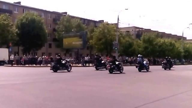 СЛЁТ БАЙКЕРОВ Брест, Кобринский мост, Мопра 30 05 2015 смотреть онлайн