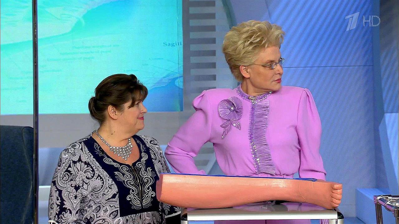 Опасности общественного транспорта. Жить здорово! Фрагмент выпуска от 11.11.2016