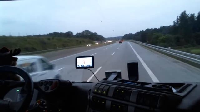 055 DHL Tour Kaufland Berlin смотреть онлайн