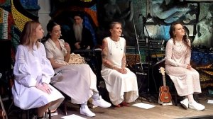 Арт-проект Инны Желанной "Вилы". Москва, кафе Март, 18.11.2022. part 3