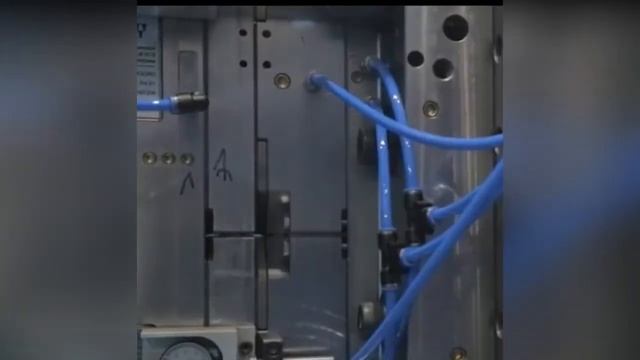 www.loeam.com | пресс-формы для крышек для косметических бутылок speed Russian