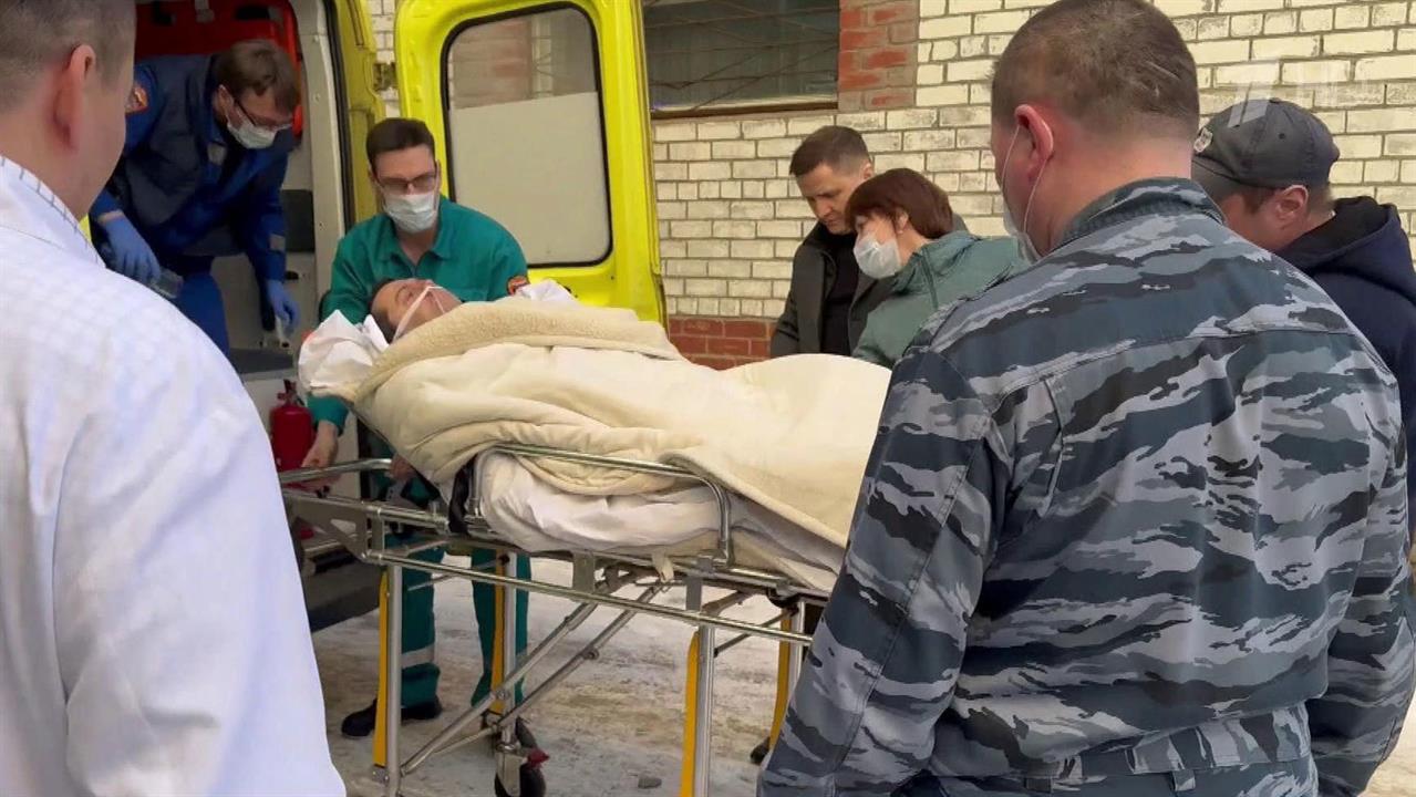 Губернатора Андрея Чибиса перевезли для дальнейшего лечения в Мурманскую областную больницу