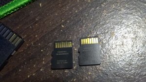 Difference Sandisk and kingston MicroSD XC Class 10 UHS-1 64GB chip