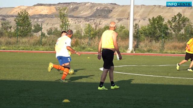 Стадіон чекає прихильників здорового способу життя! смотреть онлайн