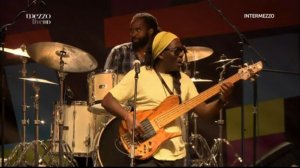 Richard Bona - Teen Town =HD=