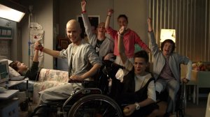 На Первом канале фильм "Красные браслеты" о детях, которые борются с болезнями и судьбой