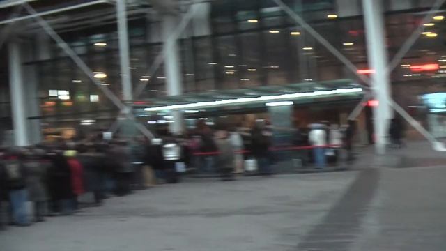 ФРАНЦИЯ: Очередь в библиотеку Жоржа Помпиду в Париже... France Paris смотреть онлайн