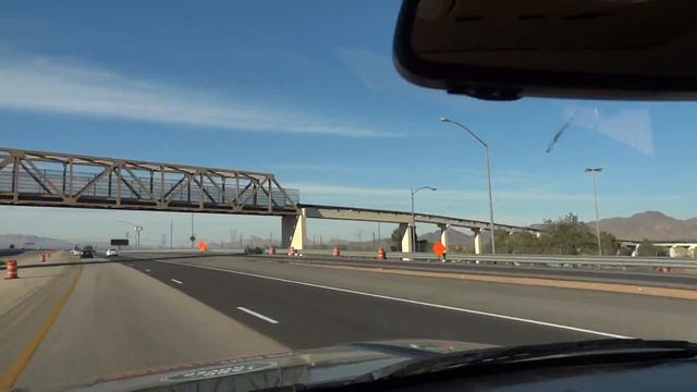 Подъезжаем к Лас Вегасу Обочина дороги шумит 16 09 2012 смотреть онлайн