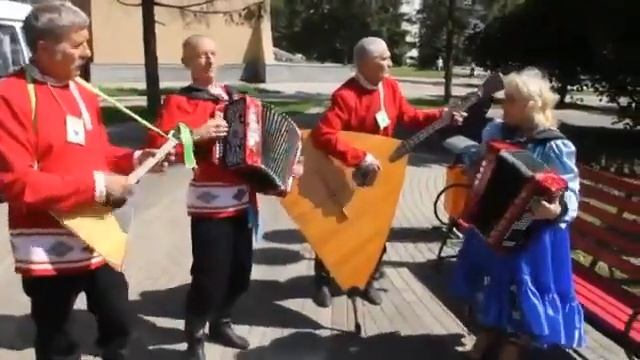 . Попури рус.нар. песен,г.Исп. квартет "Русские наигрыши",с.Шараповка,Новооскольского района. смотреть онлайн