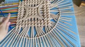 Ажурное красивое панно на стену\крышка. Плетение из газетных трубочек. Мастер класс бумажная лоза