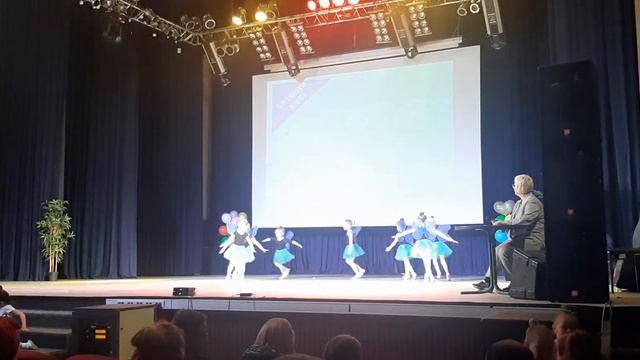 Танец для детского сада "Бабочки" смотреть онлайн