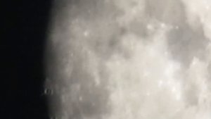 Canon Powershot  SX 420 IS Camera 42X Optical Zoom Moon Test