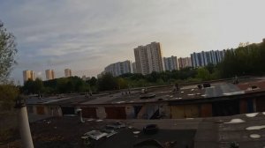УКРАЛ НАУШНИКИ И ПОГНАЛСЯ! ПАРКУР