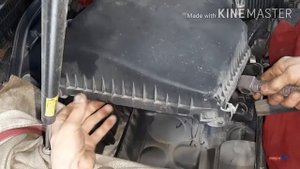 Toyota Land Cruiser 200. Замена воздушного фильтра.