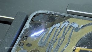 Замена стекла задней крышки iPhone лазером в Сургуте. Ремонт за 3 минуты!
