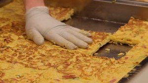 Корейская уличная еда Мастер тостов Тосты с сыром Моцарелла.