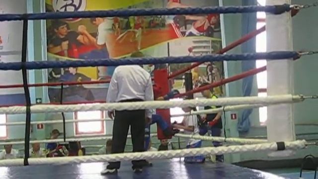 Победа Дмитрия Панкова на соревнованиях по кикбоксингу.