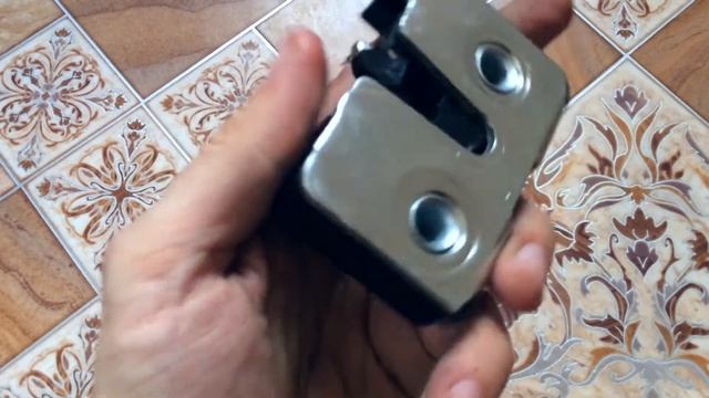 Виды дверных замков для автомобилей ВАЗ. Часть I. смотреть онлайн