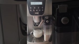 Кофемашина Delonghi ESAM 4500