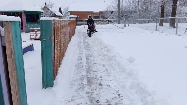 Новогодний снежный подарок .Тестирую лопату- отвал Целина, мотоблоком МБ 2 НЕВА, смотреть онлайн