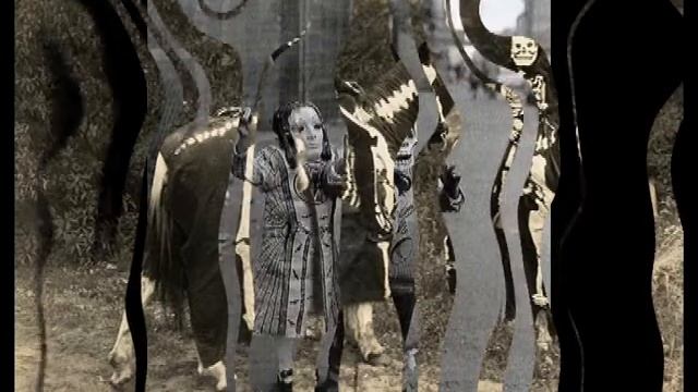 Хэллоуин. Костюмы, которые испугают тебя до смерти.Старые фото. смотреть онлайн