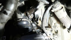 Audi A4 B8 2.0 TFSI - Заміна термостата