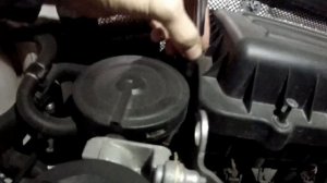 Как поменять свечи и воздушный фильтр на VW JETTA 6 (1,6 и 1,4)
