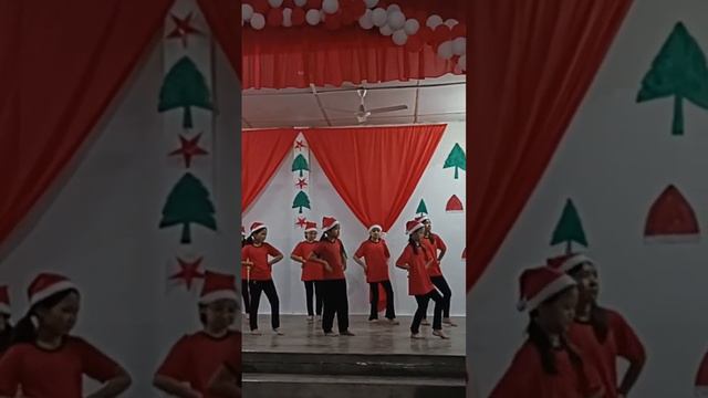 Jingle bells dance by primary students on Pre-christmas