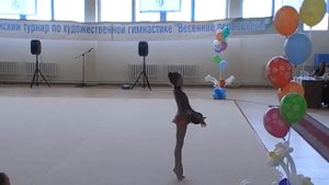 Смолина Алина мяч 1999.MOD