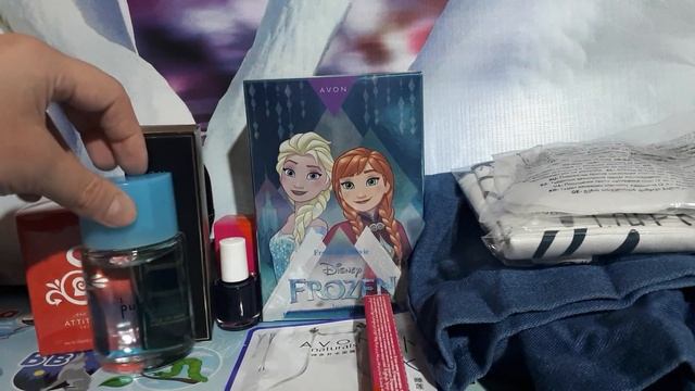 КОРОБКИ-СЮРПРИЗЫ для координаторов 6 компании 20 года3 коробкиДовольнакак слон?