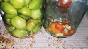 Зеленые помидоры с аспирином на зиму.