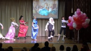 Сценка - 8 Марта