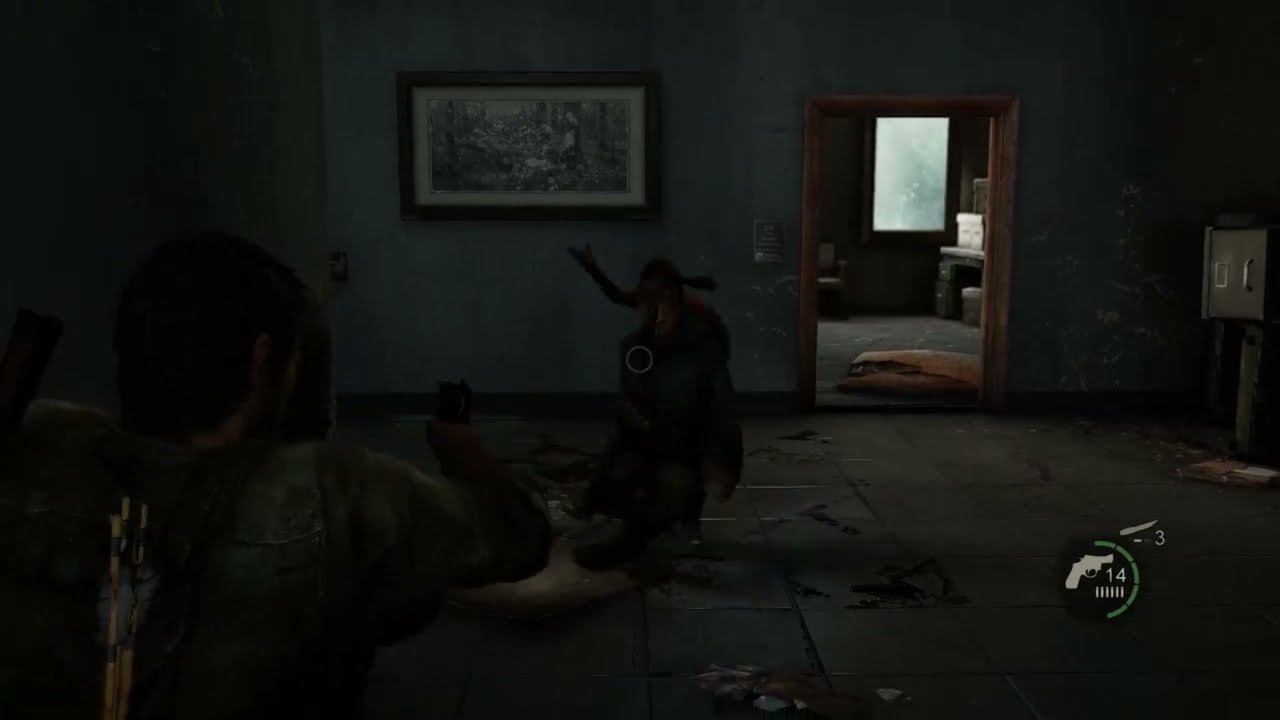 Элли убивает бандита ножом в спину Одни из нас/The Last of Us
