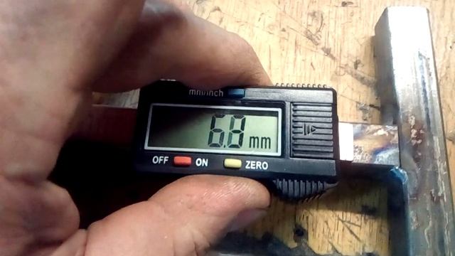 Самодельное УЦИ (DRO) начального уровня из штангенциркуля для токарного станка. Любой длины. смотреть онлайн