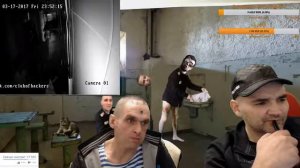 МОПС ЕСТ СЕЛЕДКУ С МОЛОКОМ И РЫГАЕТ   МОПС ОБРЫГАЛСЯ ОТ СЕЛЕДКИ С МОЛОКОМ