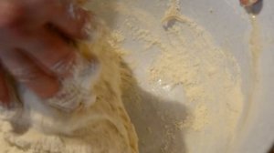 Жареные пирожки с капустой. Тесто на кислом молоке.