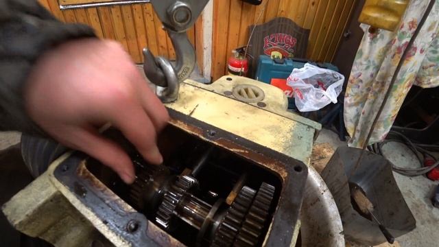Станок ИЖ 1ИС611В. Ремонт коробки скоростей. смотреть онлайн