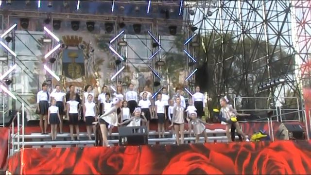 Небылицы. Хор и танцевальная группа № 3 г.Донецка смотреть онлайн