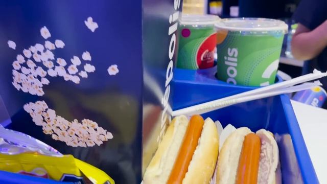 ESTE ES EL CINE MÁS MODERNO DE LIMA? - Ariana Bolo Arce смотреть онлайн