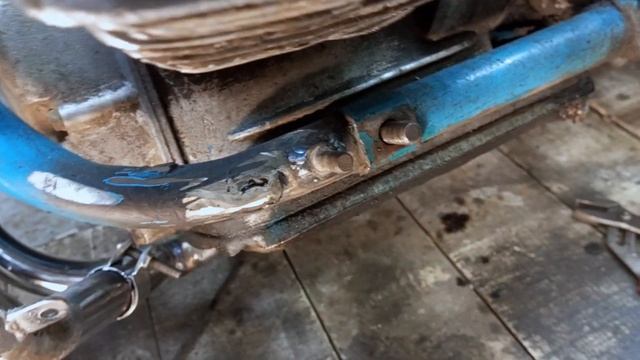 Боковая подножка на ДНЕПР от KAWASAKY ZZR. Простая установка. смотреть онлайн