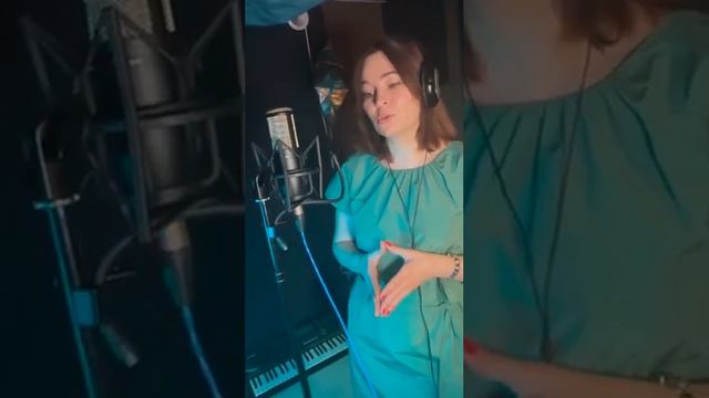 Человеку надо мало. Роберт Рождественский. Читает Елена Лим. #поэзия #стихи #ЕленаЛим