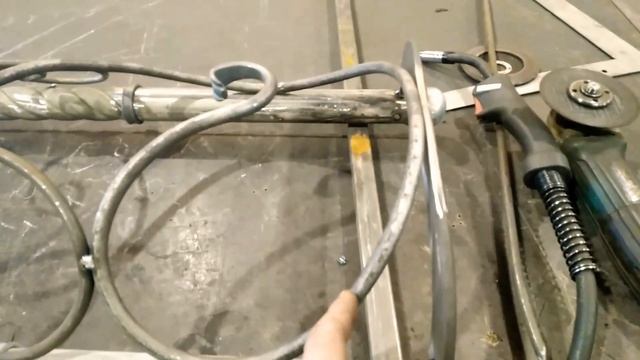 ХОЛОДНАЯ КОВКА Кованый поворот перил с крутым радиусом. АнтиковкА