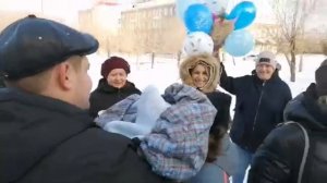 Выписка из роддома 3.01.2020. Улицкие