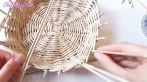Корзина с ажурными вставками из бумажных трубочек!