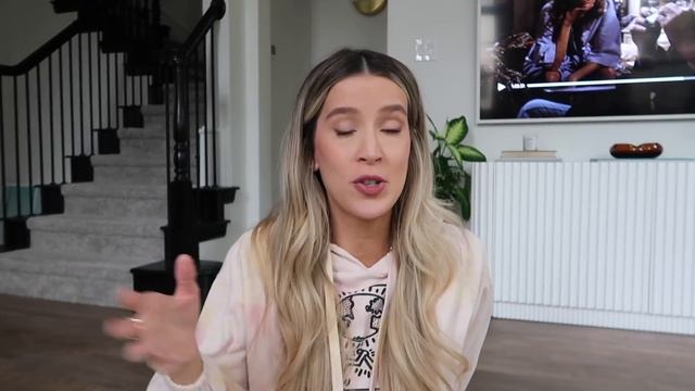 PREGNANCY UPDATE 20 WEEKS + BIG BRA SHOPPING | leighannvlogs смотреть онлайн