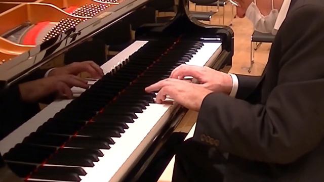 Johann Sebastian BACH - Fantasy and Fugue (Fantasie und Fuge) in A minor, BWV 904. Ram Shenkar смотреть онлайн