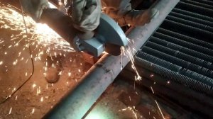 КАК ПРАВИЛЬНО ОТПИЛИТЬ ТРУБУ БОЛГАРКОЙ.