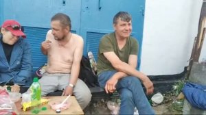 Привезли Борща , Савёловский Вокзал Бомжи.